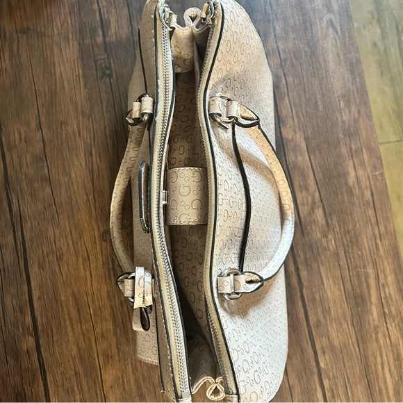 Guess Purse Pink Satchel Handbag Medium Size With Handles - Picture 7 of 16